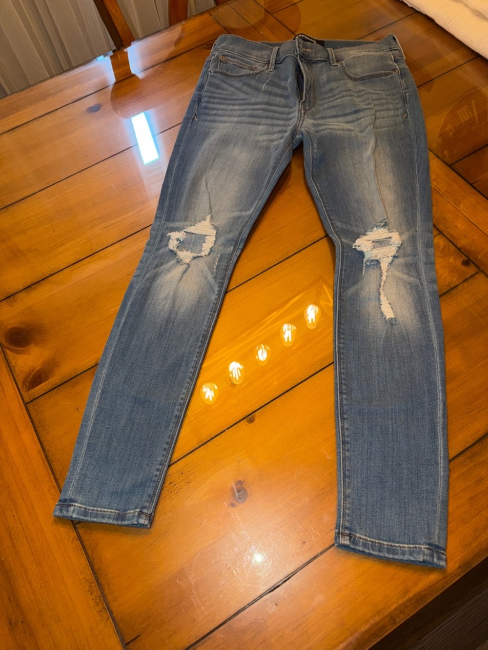 Express Women's Skinny Jeans - Light Blue Distressed